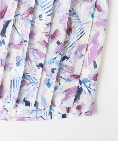 KBF（ケイビーエフ）の「KBF ファジーボタニカルプリーツスカート（スカート・レディース・グリーン/ピンクベージュ/パープル・ONE）」の20枚目の写真