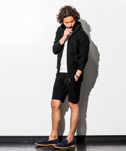 1PIU1UGUALE3 RELAX (ウノピゥウノウグァーレトレ リラックス)の「1PIU1UGUALE3 RELAX(ウノピゥウノウグァーレトレ)パイルフードパーカ(パーカー・メンズ・ホワイト/ブラック×ホワイト/ネイビー/ブラック/グレー・SMALL/MEDIUM/LARGE/X-LARGE/XX-LARGE)」の18枚目の写真