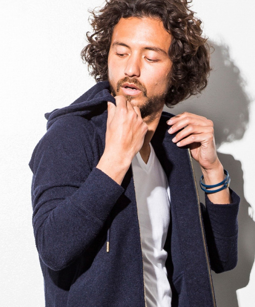 1PIU1UGUALE3 RELAX (ウノピゥウノウグァーレトレ リラックス)の「1PIU1UGUALE3 RELAX(ウノピゥウノウグァーレトレ)パイルフードパーカ(パーカー・メンズ・ホワイト/ブラック×ホワイト/ネイビー/ブラック/グレー・SMALL/MEDIUM/LARGE/X-LARGE/XX-LARGE)」の7枚目の写真