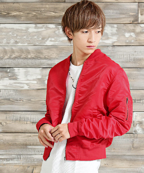 MinoriTY(マイノリティ)の「ナイロンMA-1ジャケット(MA-1・メンズ・ブラック/ネイビー/カーキ/カモフラージュ/レッド・M/L/XL)」の4枚目の写真