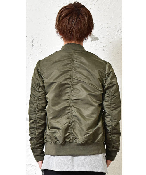 MinoriTY(マイノリティ)の「ナイロンMA-1ジャケット(MA-1・メンズ・ブラック/ネイビー/カーキ/カモフラージュ/レッド・M/L/XL)」の12枚目の写真