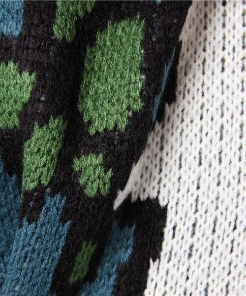 MERLOT（メルロー）の「ハトとオリーブ柄ニットプルオーバー2350（ニット/セーター・レディース・ブルーグリーン/キャメル/チェリーピンク・FREE）」の5枚目の写真