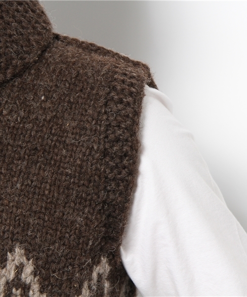 AMERICAN RAG CIE（アメリカンラグシー）の「CANADIAN SWEATER×AMERICAN RAG CIE カウチンニットベスト / 116-CSR-VEST ZIPPER（ベスト・メンズ・ブラウン・40/38）」の6枚目の写真