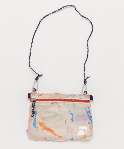 POLeR（ポーラー）の「POLER STUFFABLE LARGE POUCH（ショルダーバッグ・メンズ・ブラック/ピンク/カーキ・FREE）」の3枚目の写真
