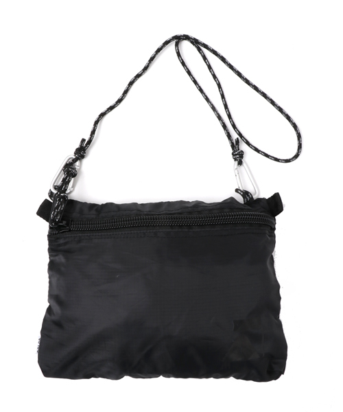 POLeR（ポーラー）の「POLER STUFFABLE LARGE POUCH（ショルダーバッグ・メンズ・ブラック/ピンク/カーキ・FREE）」の2枚目の写真