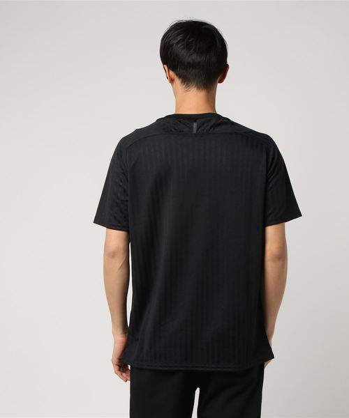 DEFEND PARIS（ディフェンド パリス）の「DEFEND PARIS(ディフェンド パリス)DAVIS フットボールTシャツ（Tシャツ/カットソー・メンズ・ブラック・LARGE/MEDIUM/SMALL）」の2枚目の写真