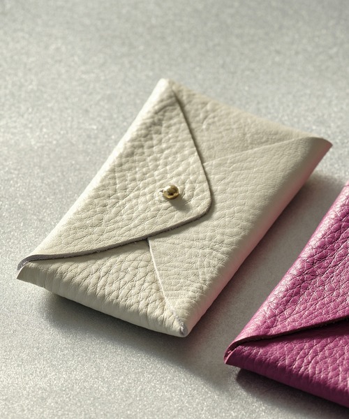 ZAKKA-BOX(ザッカボックス)の「【リアルレザー】カラフルカードケース(カードケース・レディース・ベージュ系その他2/ピンク/イエロー/アイボリー/ベージュ系その他/ピンク系その他/コバルトブルー/ライトブルー/ブラック/パープル/グレー/レッド/シルバー/ダークパープル/ピンク系その他2/グリーン系その他・FREE)」の2枚目の写真