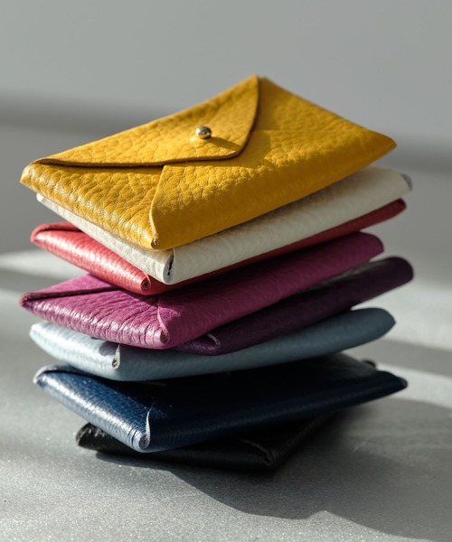 ZAKKA-BOX(ザッカボックス)の「【リアルレザー】カラフルカードケース(カードケース・レディース・ベージュ系その他2/ピンク/イエロー/アイボリー/ベージュ系その他/ピンク系その他/コバルトブルー/ライトブルー/ブラック/パープル/グレー/レッド/シルバー/ダークパープル/ピンク系その他2/グリーン系その他・FREE)」の17枚目の写真