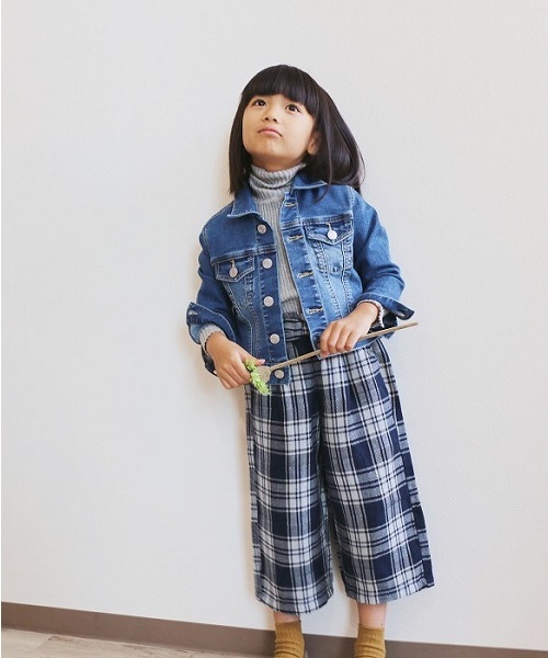 L.COPECK（エルコペック）の「[100-160]ハイストレッチデニム　Gジャン（デニムジャケット・キッズ・ブルー/ホワイト/ブラック/カーキ/マスタード・100cm/110cm/120cm/130cm/140cm/150cm/160cm）」の21枚目の写真