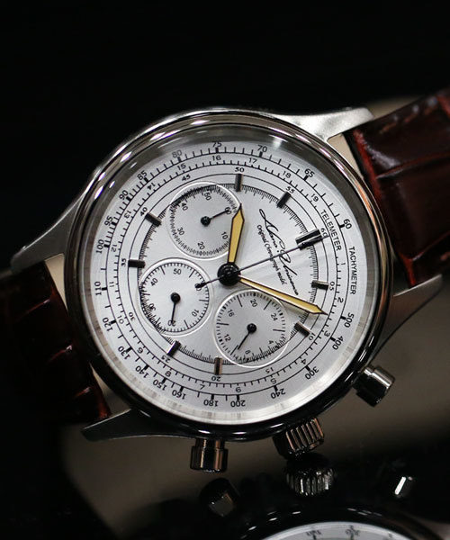 NANO universe（ナノユニバース）の「Classical Chronograph（アナログ腕時計・メンズ・シルバー/ゴールド/ブラック・FREE）」の2枚目の写真