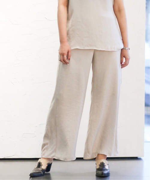 CITYSHOP（シティーショップ）の「ヴィンテージサテンフレアパンツ（その他パンツ・レディース・カーキ/ベージュ・FREE）」の2枚目の写真