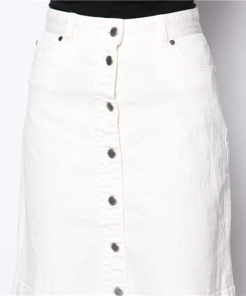 Heather(ヘザー)の「デニムフロントボタンスカート 545630(スカート・レディース・アイボリー/ライトブルー/ヘザ-グレー・SMALL/MEDIUM)」の7枚目の写真