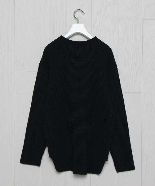 H　BEAUTY&YOUTH UNITED ARROWS（エイチビューティーアンドユースユナイテッドアローズ）の「＜H＞HEAVY THERMAL CREW NECK PULLOVER/カットソー（Tシャツ/カットソー・メンズ・ブラック/オフホワイト・LARGE/MEDIUM/SMALL）」の5枚目の写真