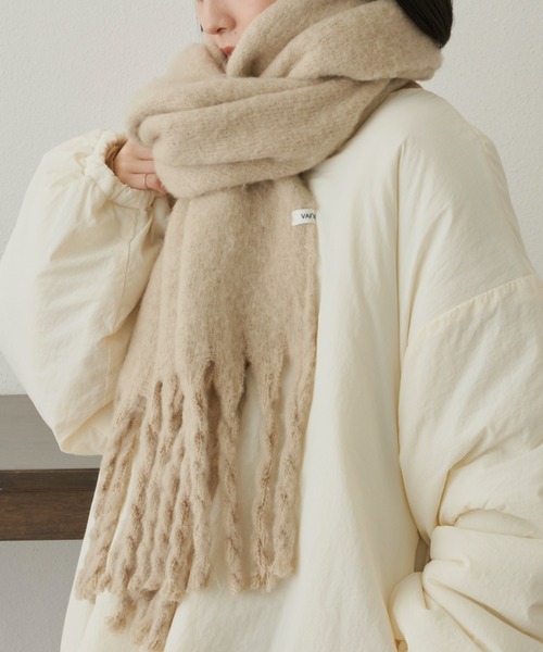 VANNIE U(ヴァニーユー)の「もこもこボリュームマフラー(マフラー・レディース・ダークブラウン/ベージュ/ピンク/アイボリー/オートミール/マスタード/イエロー/ライトブルー/グリーン・FREE)」の18枚目の写真