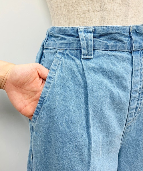 PICCIN(ピッチン)の「【WEB限定】ワンタックワイドデニムパンツ(デニムパンツ・レディース・ブルー/アイボリー・M)」の4枚目の写真