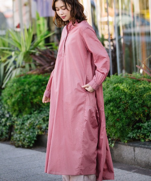 Munich(ミューニック)の「コットンローンバックティアードワンピース(リゾートマキシワンピース)(ワンピース・レディース・ブラック/グリーン/スモークピンク/ライトグレー・FREE)」の9枚目の写真