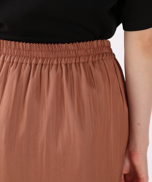 LOWRYS FARM(ローリーズファーム)の「サテンティアードスカート 892580(スカート・レディース・アイボリー/チャコールグレー/カーキ/ピンク・FREE)」の16枚目の写真
