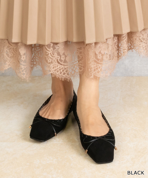 RANDA（ランダ）の「ソフトスクエアトゥリボンフラットパンプス（パンプス・レディース・レオパード/ブラック/ブラウン/ピンク/その他・22.5/23/23.5/24/24.5/25/25.5/22）」の2枚目の写真