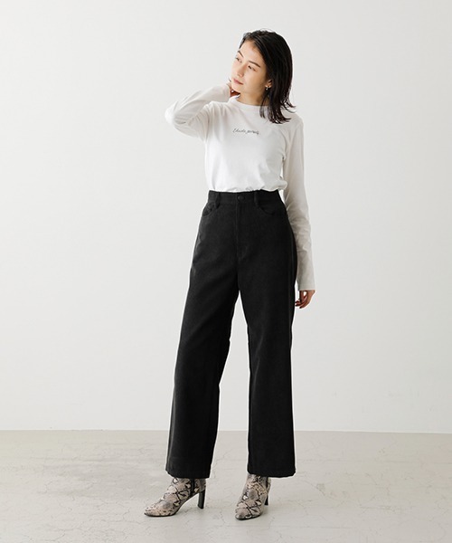 AZUL by moussy(アズールバイマウジー)の「SOFT CORDUROY WIDE PANTS/ソフトコーデュロイワイドパンツ(その他パンツ・レディース・カーキ/ブラック/ライトベージュ・SMALL/MEDIUM)」の10枚目の写真
