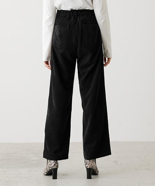 AZUL by moussy(アズールバイマウジー)の「SOFT CORDUROY WIDE PANTS/ソフトコーデュロイワイドパンツ(その他パンツ・レディース・カーキ/ブラック/ライトベージュ・SMALL/MEDIUM)」の14枚目の写真
