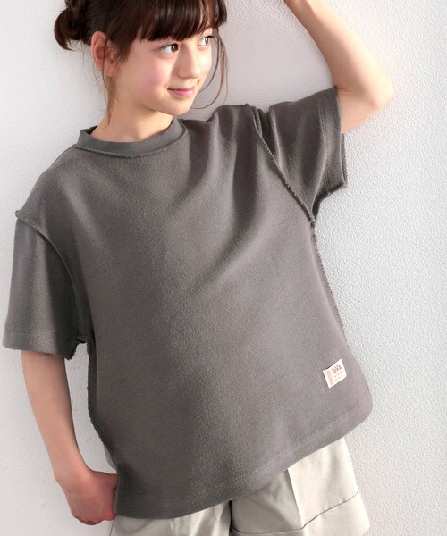 Java(ジャバ)の「《JaVaジャバ コラボ》キッズ ふわり滑らか♪USAコットンパイル地 Tシャツ(Tシャツ/カットソー・キッズ・グレイッシュベージュ/ブラック/ホワイト/グレー・130/140/150/160)」の3枚目の写真