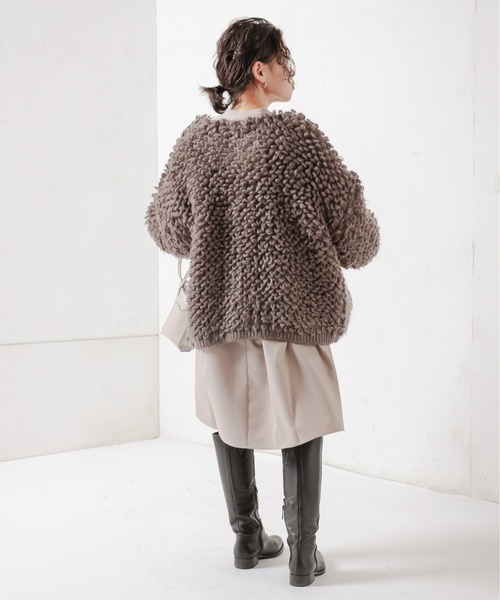 natural couture(ナチュラルクチュール)の「バンドカラーギャザースリーブシャツ(シャツ/ブラウス・レディース・オフホワイト/グリーン系その他/グレイッシュベージュ・FREE)」の11枚目の写真