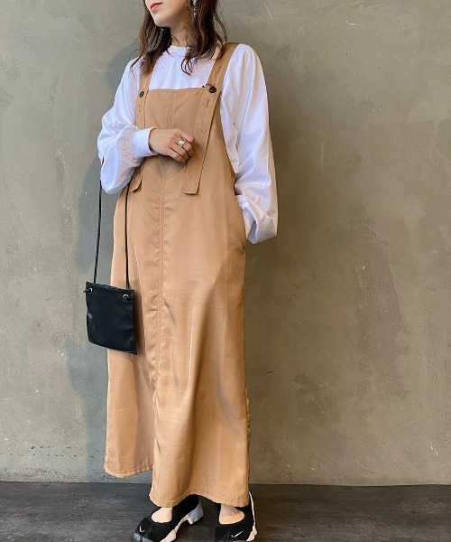 JEANS FACTORY （ジーンズファクトリー）の「[CHIGNONSTAR/シニヨンスター] ステッチワーク ロングジャンパースカート（ジャンパースカート・レディース・ブラック/ベージュ・F）」の2枚目の写真