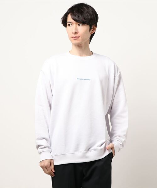 SPINNS（スピンズ）の「【ゆったりオーバーサイズ】GIRLイラストバックプリントプルオーバースウェット（スウェット・メンズ・ホワイト/ブラック/ベージュ/ピンク/ブルー/グリーン/ホワイト系その他/ブラック系その他/ベージュ系その他/グリーン系その他/ブルー系その他/ピンク系その他・ONESIZE）」の16枚目の写真