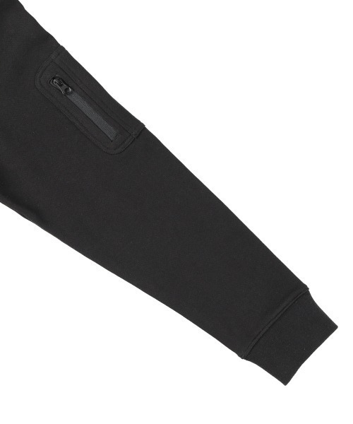 PIPING HOT FUTURE（パイピングホットフューチャー）の「L/S OVERSIZE POCKET CREW（スウェット・メンズ・ブラック・S/L/M/XL）」の4枚目の写真