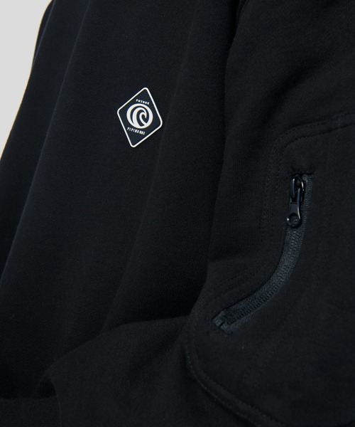 PIPING HOT FUTURE（パイピングホットフューチャー）の「L/S OVERSIZE POCKET CREW（スウェット・メンズ・ブラック・S/L/M/XL）」の12枚目の写真