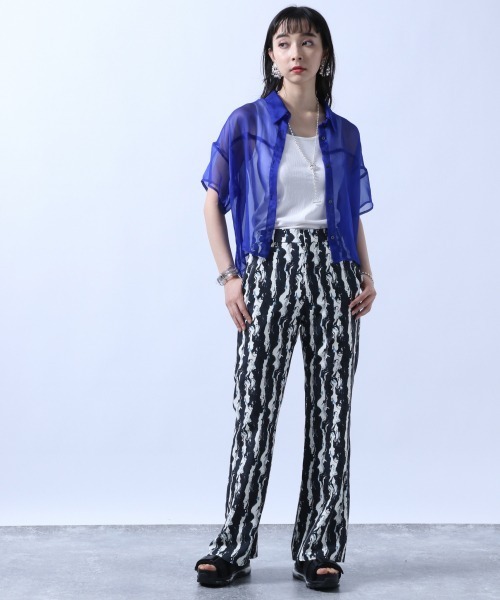 HARE（ハレ）の「ショートシアーシャツ(HARE)（シャツ/ブラウス・レディース・ブラック/ブルー/イエロー・FREE）」の7枚目の写真