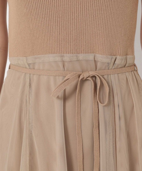 mysty woman(ミスティウーマン)の「ニットチュールドッキングワンピース 949389(ワンピース・レディース・アイボリー/ブラック/モカ・FREE)」の16枚目の写真