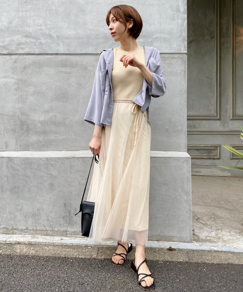 mysty woman(ミスティウーマン)の「ニットチュールドッキングワンピース 949389(ワンピース・レディース・アイボリー/ブラック/モカ・FREE)」の4枚目の写真