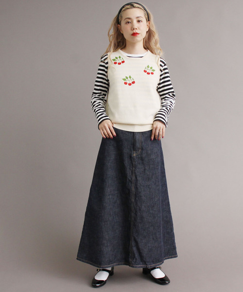 peu pres（プープレ）の「●ヒメリンゴ刺繍 ベスト（ベスト・レディース・ブラック/ホワイト・FREE）」の6枚目の写真