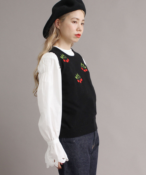 peu pres（プープレ）の「●ヒメリンゴ刺繍 ベスト（ベスト・レディース・ブラック/ホワイト・FREE）」の13枚目の写真