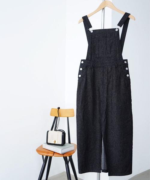 solleim（ソルレム）の「ハイウエストロングデニムジャンスカ（ジャンパースカート・レディース・ブラック・M）」の7枚目の写真