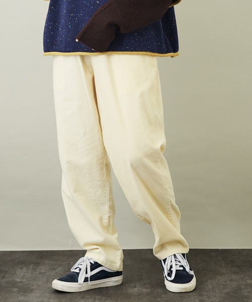 CUBE SUGAR(キューブシュガー)の「細コール ワークパンツ(その他パンツ・レディース・ホワイト/ライトグレー/カーキ/ピンク/ブルー/レッド/ブラック/チャコールグレー・M)」の1枚目の写真