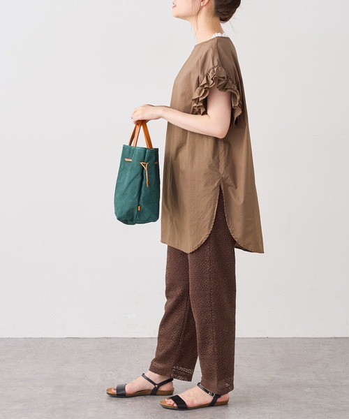 PUAL CE CIN（ピュアルセシン）の「タイプライター袖フリルブラウス（シャツ/ブラウス・レディース・ブラウン/イエロー/アイボリー/スミクロ・FREE）」の15枚目の写真