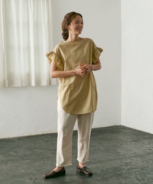 PUAL CE CIN（ピュアルセシン）の「タイプライター袖フリルブラウス（シャツ/ブラウス・レディース・ブラウン/イエロー/アイボリー/スミクロ・FREE）」の6枚目の写真