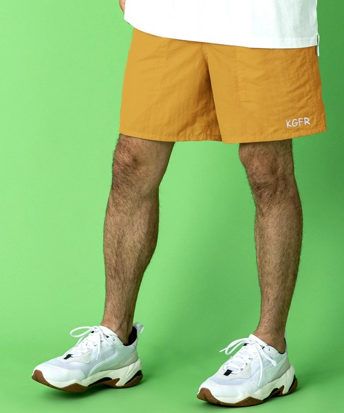 KGFR（カガフリ）の「KGFR(カガフリ)刺繍ロゴショーツ（その他パンツ・メンズ・ブラック/ベージュ/ネイビー/オレンジ/ライトグリーン/ライトイエロー・M/L）」の6枚目の写真