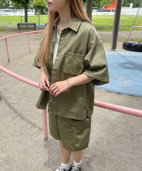 PairPair（ペアペア）の「アクティブシャツ/セットアップ対応(ユニセックス)（シャツ/ブラウス・レディース・アイボリー/カーキ・MEDIUM/LARGE）」の22枚目の写真