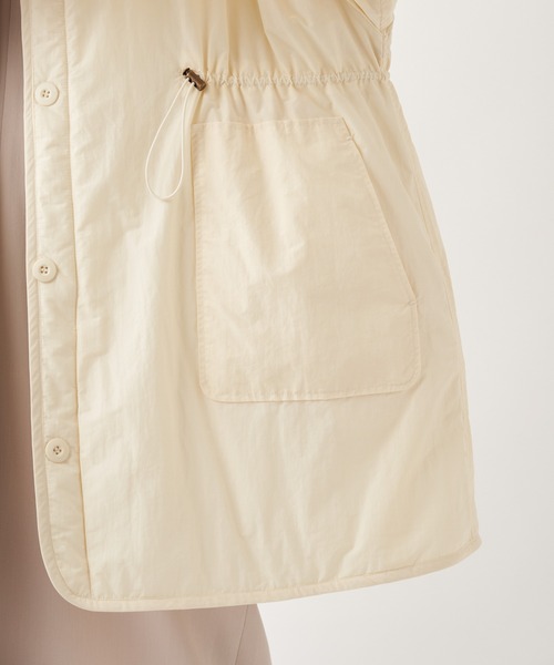 un dix cors（アンディコール）の「サステナブルあたたか機能素材　リバーシブルキルティングコート（ノーカラーコート・レディース・アイボリー/ブラック/カーキ・FREE）」の14枚目の写真