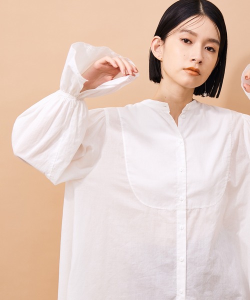 ADAM ET ROPE'（アダムエロペ）の「フリルカフブラウス（シャツ