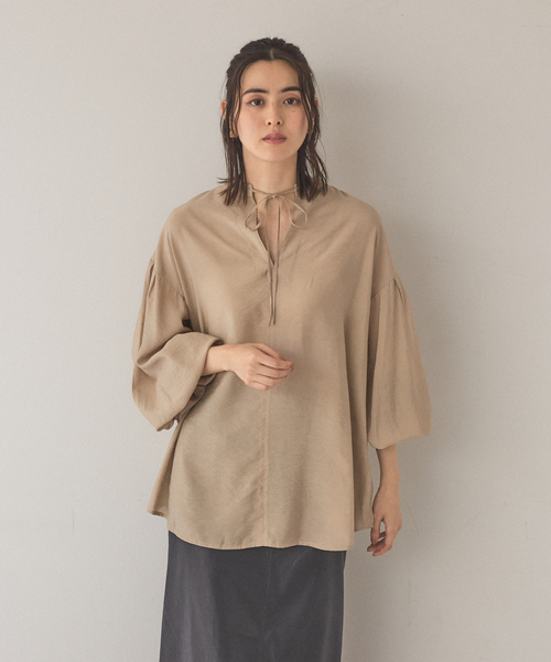 abahouse mavie（アバハウスマヴィ）の「2WAYボリューム袖シアーブラウス（シャツ/ブラウス・レディース・ブラック/ベージュ/ボルドー・フリー）」の16枚目の写真