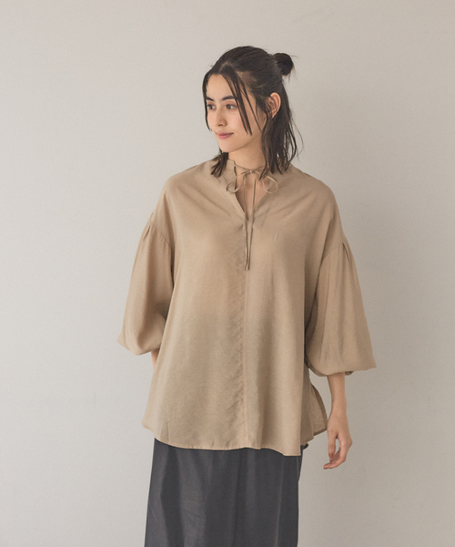 abahouse mavie（アバハウスマヴィ）の「2WAYボリューム袖シアーブラウス（シャツ/ブラウス・レディース・ブラック/ベージュ/ボルドー・フリー）」の17枚目の写真