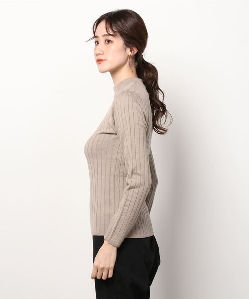 NAVY（ネイビー）の「洗えるニット 12Gワイドリブプルオーバー（ニット/セーター・レディース・ベージュ/レッド/ブラック・M/L）」の5枚目の写真