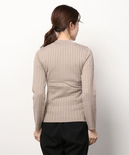 NAVY（ネイビー）の「洗えるニット 12Gワイドリブプルオーバー（ニット/セーター・レディース・ベージュ/レッド/ブラック・M/L）」の9枚目の写真