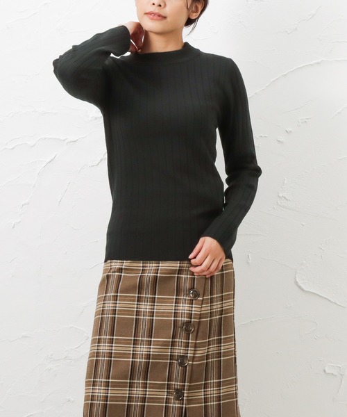 NAVY（ネイビー）の「洗えるニット 12Gワイドリブプルオーバー（ニット/セーター・レディース・ベージュ/レッド/ブラック・M/L）」の2枚目の写真