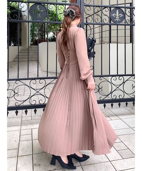 RESEXXY（リゼクシー）の「コルセットプリーツシャツワンピース（ワンピース・レディース・ベージュ/グリーン/その他1・FREE）」の4枚目の写真