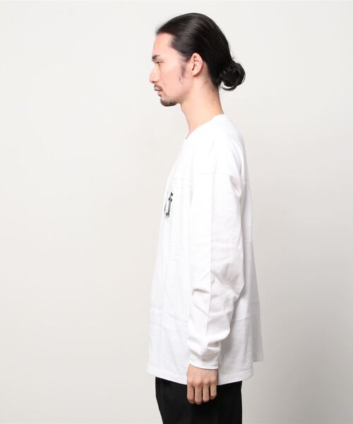 HUF（ハフ）の「DISCORDIA FOOTBALL L/S TEE / HUF ロングスリーブT 